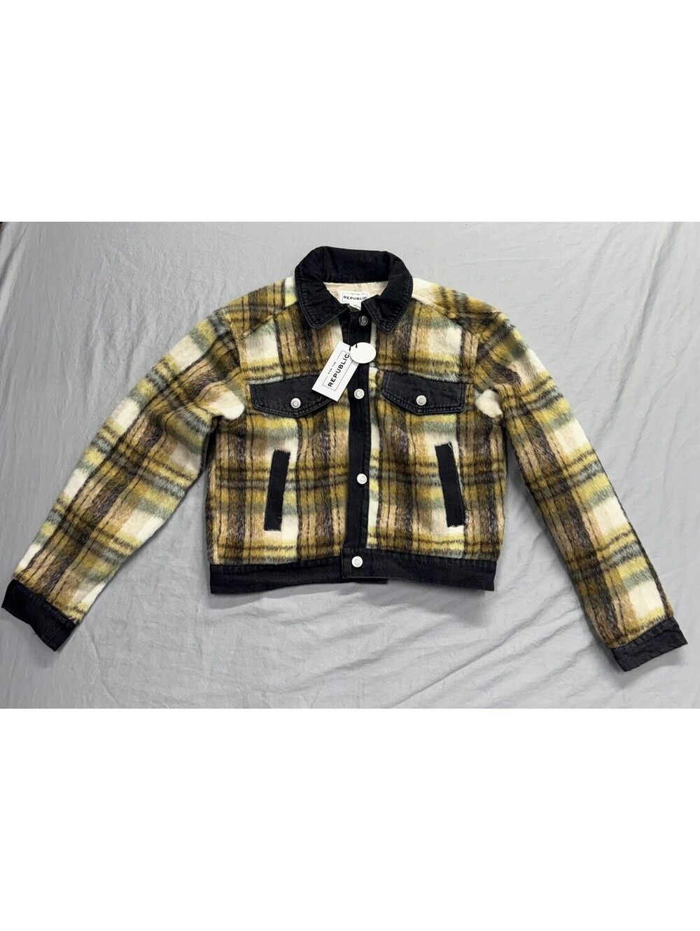 For The Republic Women's Cropped Plaid Jacket Green Black Size Small NWT